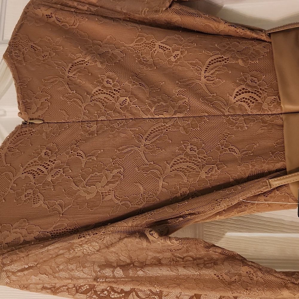 NWT Elegant Lace V-Neck Dress with Sash and Faux Leather - Picture 5 of 7